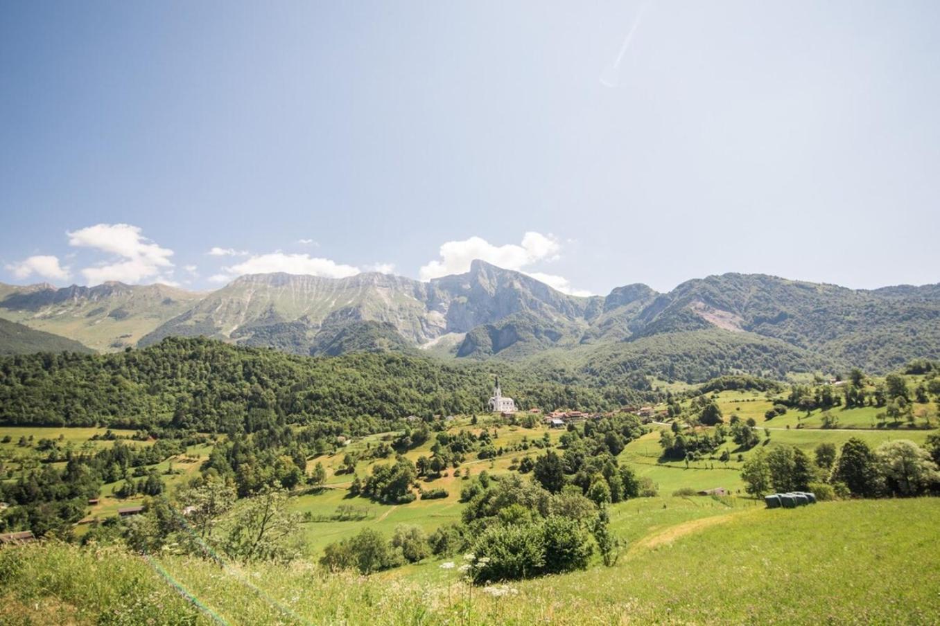 Apartma Luna With Mountain View Кобарид Экстерьер фото